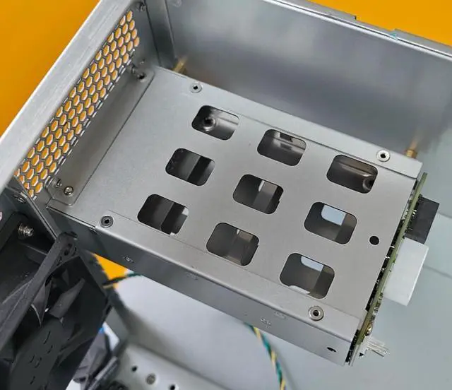 Main image of 2x2.5 Hot Swap HDD Cage, Dual Bay Drive Caddy with Tool-Free Installation, Metal Storage Bracket