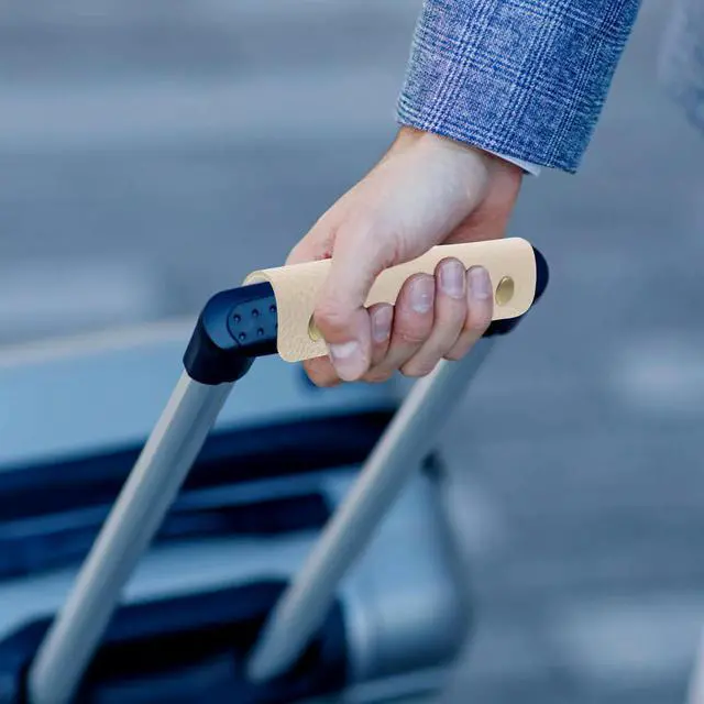 Alt view image 2 of 3 - Handbag Handle Protector PU Luggage Handle Wrap for Travel Bag Tote Shopping Bag Enhanced Grip Pressure Relief Stylish