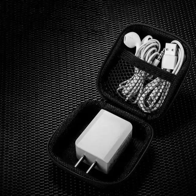 Main image of 10Pcs Earphone Pouch Wear-Resistant PU Square Case Travel Carrying Bag Shockproof Data Cable Organizer