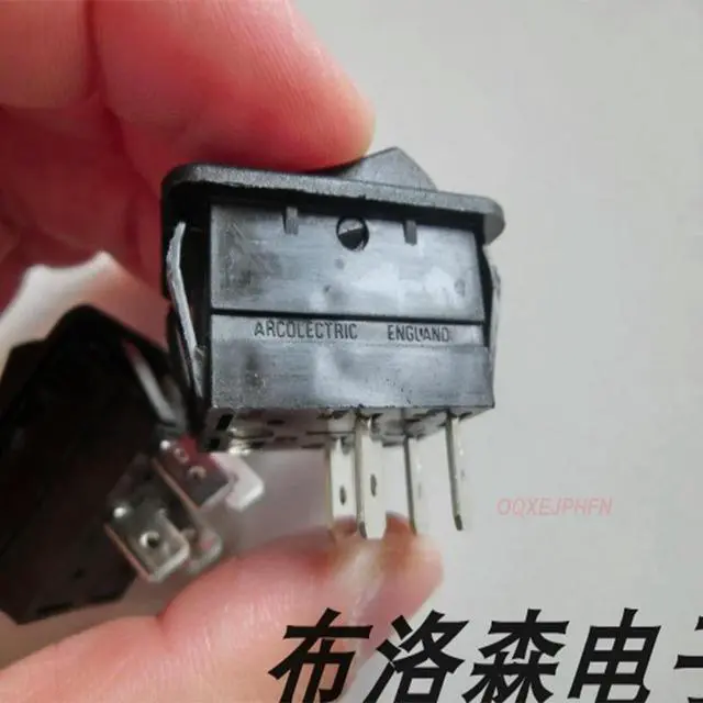 Alt view image 3 of 3 - For ARCOLECTRIC C1350ABAAB C1350AB boat-type toggle switch DPST non-luminous panel installation C1350AB