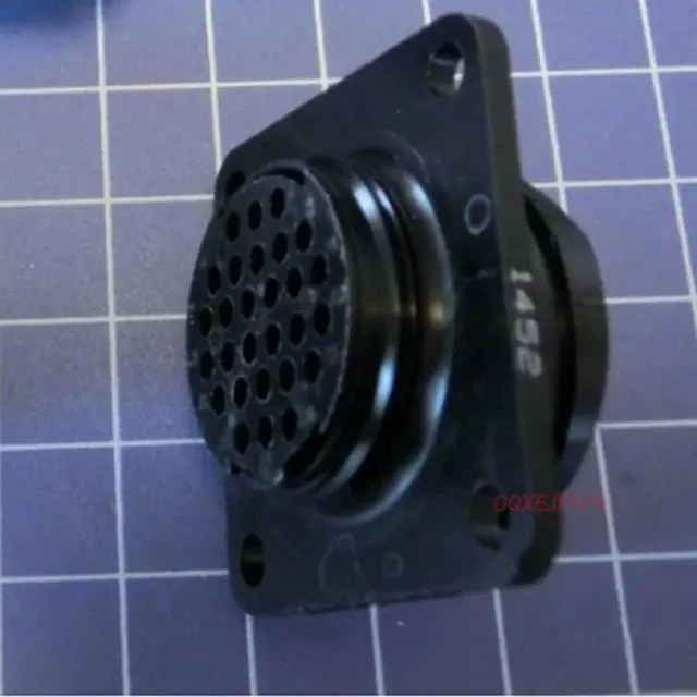 Alt view image 3 of 3 - For TE AMP 206038-1 Circular connector CPC2 series socket 28-core female head 17-28