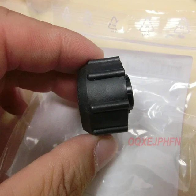 Alt view image 2 of 6 - For SOURIAU UTP6128S UTP series circular connector 8P without touch core female pin air plug