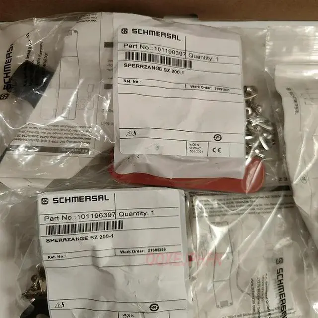 Alt view image 2 of 2 - SCHMERSRL For SZ 200-1 101196397 Switch latch authentic safety handle shutdown padlock 1 Pcs