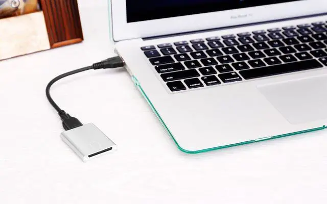 Alt view image 4 of 7 - Dash FS USB 3.0 SD Card Reader Silver for Smartphone/Tablet/Computer with USB/MicroUSB/USB-Type-C Port