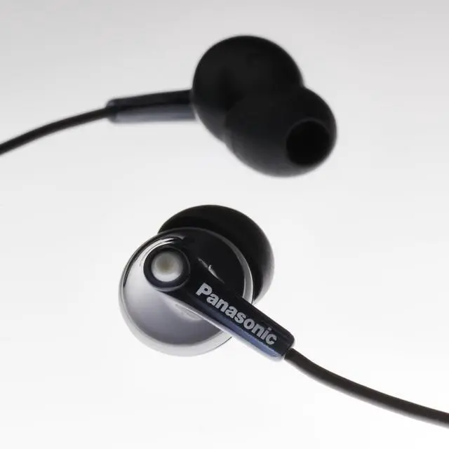 Alt view image 3 of 7 - Wired Earphones 3.5 mm Jack Black (RP-HJE125E-K)