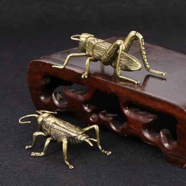 Alt view image 4 of 6 - Brass Cricket Figurine Brass Statue, Lucky Cricket Fengshui, Wealth Sculpture Animal Craft Collectible Figure Ornament for Home Desktop Office, Golden