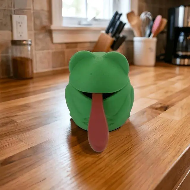 Alt view image 7 of 7 - 3D Printed Multi-functional Plastic Seasoning Container, Practical Decorative Frog Salt Containers, with Lid and Spoon