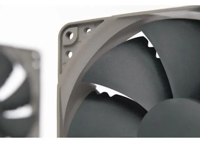 Alt view image 5 of 6 - Noctua NF-P12 redux-900, Ultra Quiet Silent Fan, 3-Pin, 900 RPM (120mm, Grey)
