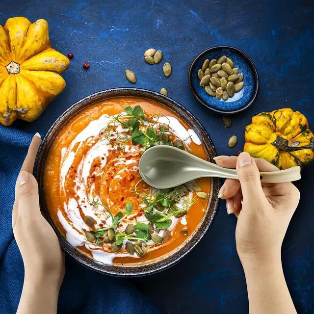 Alt view image 4 of 6 - Asian Ceramic Soup Spoon, with Long Handle Easy to Hold, Non-slip Bottom, for Japanese Ramen, Chinese and Vietnamese Wonton, Noodle Soup Spoons (V38)