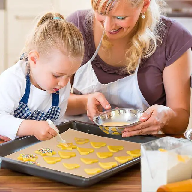 Alt view image 4 of 7 - Daihuiwen 200 Pcs Parchment Paper Baking Sheets, 12x16 Inch Precut Non-Stick Unbleached, Heavy Duty for Baking Grilling Air Fryer Steaming, Fit for Half Sheet Pans