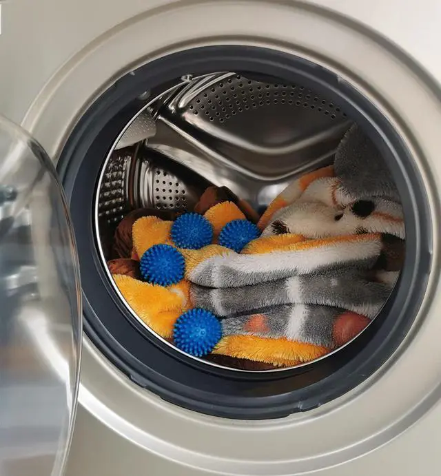 Alt view image 3 of 3 - Laundry Dryer Balls - 6 Pack Reusable Fabric Softener Alternative (Blue)