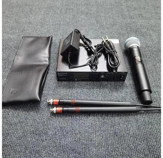 Main image of Digital wireless microphone ULXD4 BETA58A stage performance mixer with SM58 professional microphone British standard plug European plug