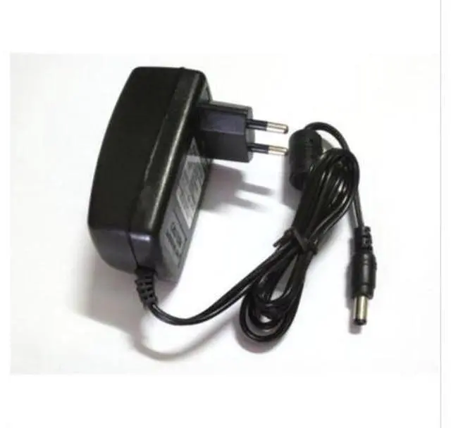 Main image of Fuente de alimentación con adaptador europeo para instrumentos Native Traktor Kontrol S2, sistema de DJ