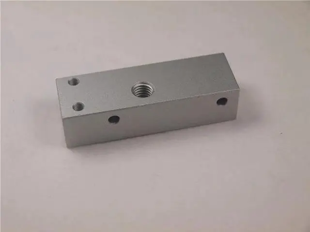 Alt view image 3 of 5 - funssorReplicator 2 3D printer MK8 single extruder Bar Mount hotend bar aluminum alloy Metal Bar Mount heater block