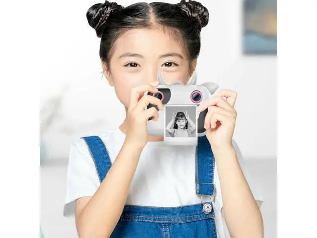 Alt view image 2 of 4 - 4X Thermal Printing Paper Children's Toy Camera HD Polaroid Photo Paper