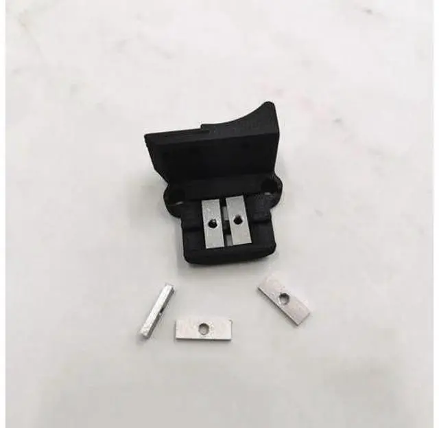 Main image of Funssor 4pcs V 0.1 3D printer X belt nut Makerbeam XL type M3 t-nut
