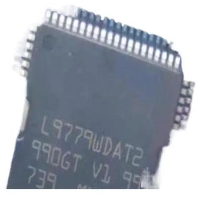 Main image of 2pcs L9779WDAT2 HQFP64 Engine Computer Board Fuel Injection Drive chip