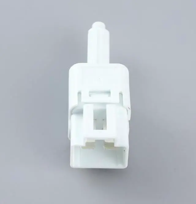 Alt view image 4 of 5 - Car brake light switch - Applicable to 13-19 Nissan 25320-3JA0A