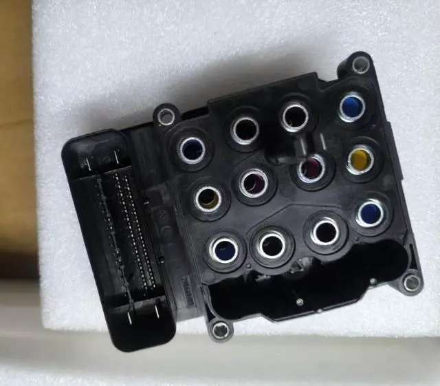 Alt view image 3 of 3 - Suitable for the ABS module of Chrysler 05-10 models of Grand Voyager 5142251AA