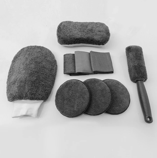 Alt view image 2 of 7 - Car cleaning 9-piece set: Car cleaning cloth, home car washing gloves, car washing towel, rag, waxing sponge, hub brush