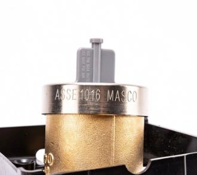 Alt view image 4 of 4 - Yahuo Brass Valve Body Splitter Cross-Over External Thread Four-way Valve Body Splitter