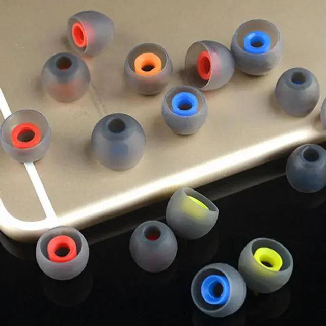 Main image of 30Pcs Silicone Earbud Tips Replacement for in-Ear Headphones Soft Elastic Noise Isolating Earphone Caps Sound Leakage Prevention