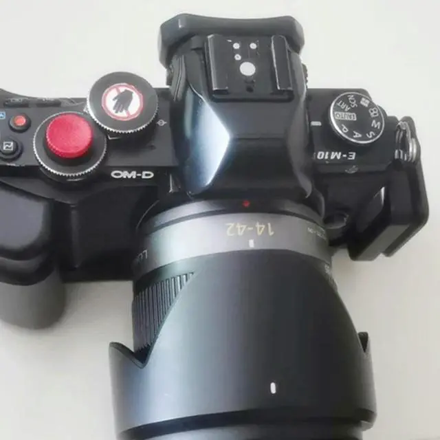 Alt view image 6 of 6 - Quick Release Plate L-Plate Accessories Kit For Olympus OMD EM10 EM10II Camera CNC Aluminium Grip