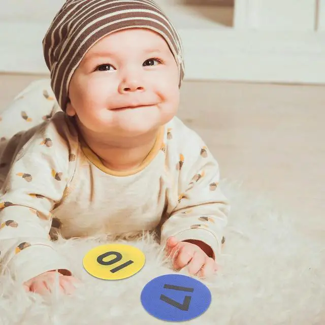 Main image of 36 Sheets Colorful Round Carpet Stickers Student Floor Marker for Classroom Games Exercise Outdoor Activity Floor Tag