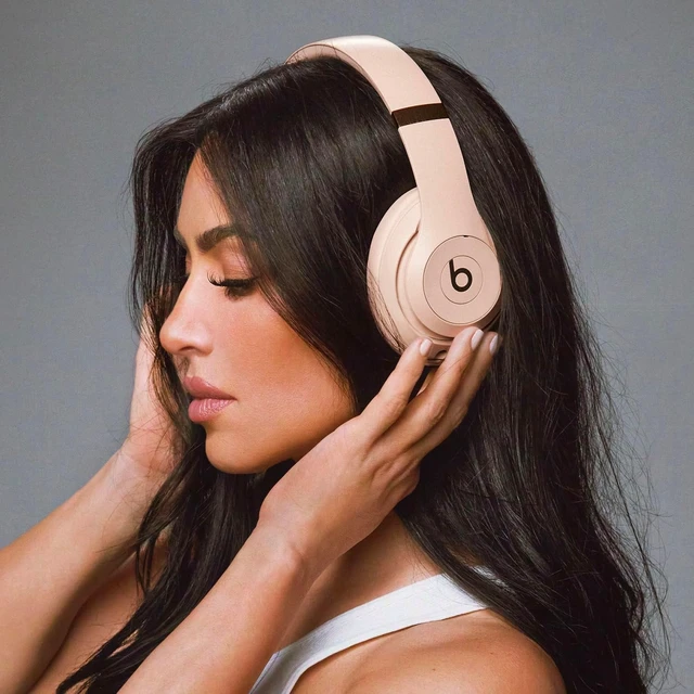 Alt view image 7 of 7 - Beats Studio Pro Wireless Noise-Cancelling Over-Ear Headphones - Apple W1 Headphone Chip, Level 1 Bluetooth, Active Noise Cancellation, 22-Hour Listening Time- Moonlight