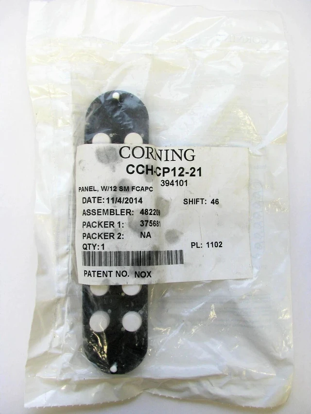 Main image of Corning CCH-CP12-21 Panel 12 FC Singlemode/SM, Simplex, 12 Fiber OS2