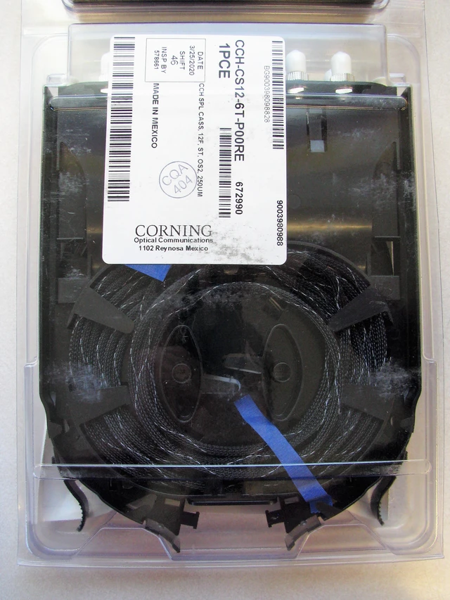 Alt view image 3 of 4 - Corning CCH-CS12-6T-P00RE CCH 12-Fiber ST UPC OS2 Pigtailed Splice Cassette