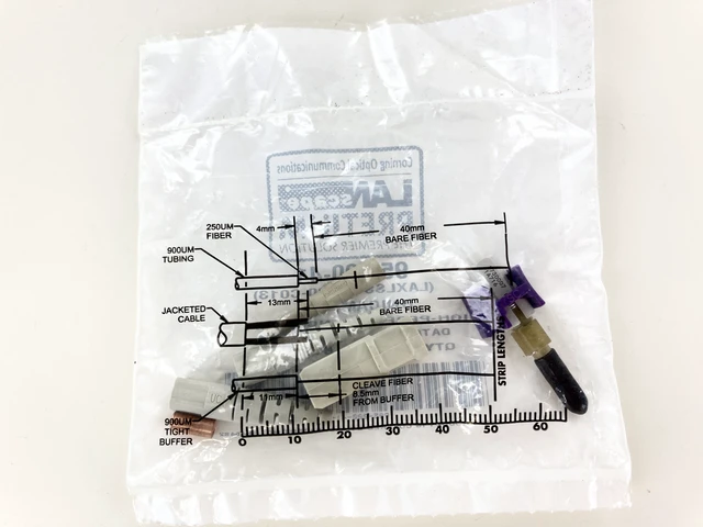 Alt view image 2 of 3 - Corning 95-000-41 Unicam SC OM1 Multimode 62.5um High Performance Pretium Fiber Optic Connector