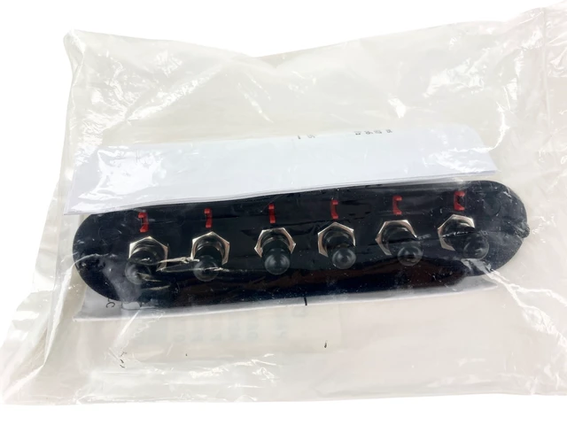Alt view image 4 of 4 - Corning CCH-CP06-15 Closet Connector Housing Panel with 6 ST Simplex OM1 Multimode 62.5um Adapters
