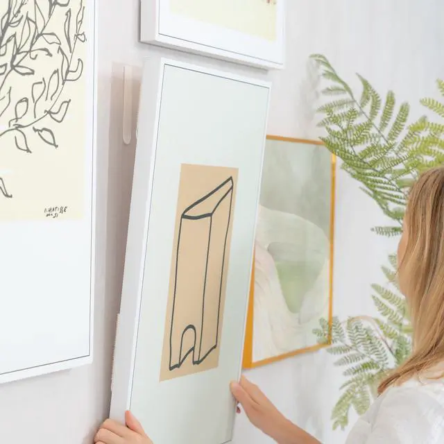 Alt view image 4 of 7 - Hefty Picture Hanging Kit - 9 XL Pairs, Holds Up to 20 Lbs | Picture Hangers & Kit for Home Decor - Picture Hanging Hardware for Superior Adhesion on Frames, No Nails