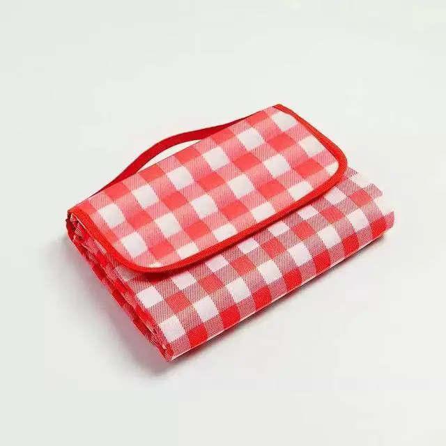 Main image of 80"x118"Sandproof Waterproof Picnic Blanket, Beach Mat for Outdoor Hiking Park,Portable with Tote Bag,Non-Stick to Sand and Grass (Red and White Grid)