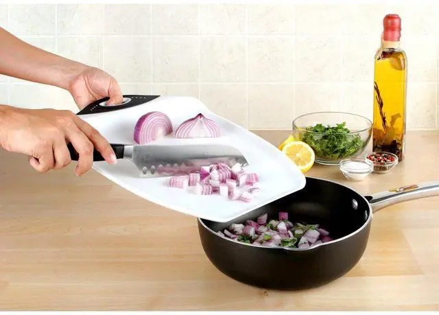 Alt view image 4 of 5 - Chop & Scoop Cutting Board, 9.5 by 13 inches, White with Black Handle