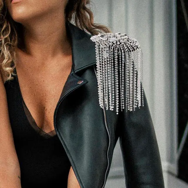 Alt view image 3 of 7 - Accessories Silver Rhinestone Shoulder Pads for Women Fringe Epaulets for Suit Decoration Lightweight Shoulder Jewelry with Tassel Design
