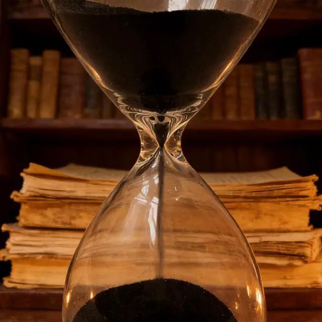 Alt view image 3 of 6 - HoveBeaty Hand-Blown Sand Timer Set for Time Management 15 Minutes Durable Glass Construction (15 Min, Black)