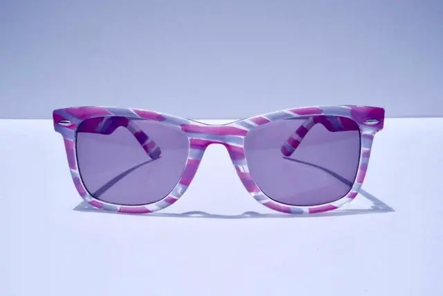 Alt view image 4 of 5 - Photochromic Sunglasses Color-Changing Transitions Lenses & Frames | UV Protection | Unisex Lightweight Style for Outdoor Sports & Travel
