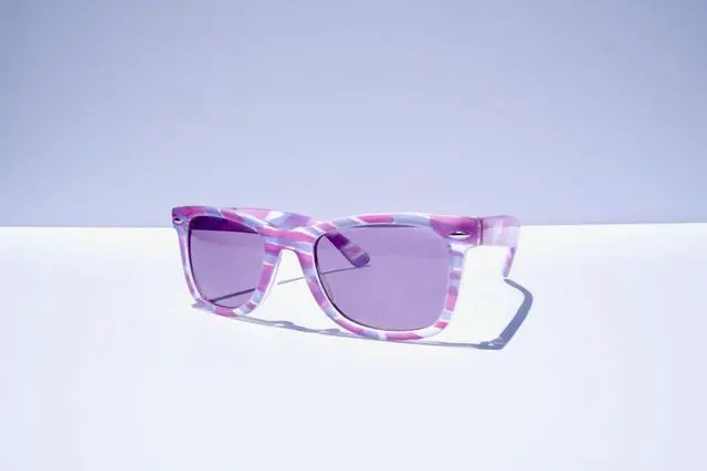 Alt view image 5 of 5 - Photochromic Sunglasses Color-Changing Transitions Lenses & Frames | UV Protection | Unisex Lightweight Style for Outdoor Sports & Travel