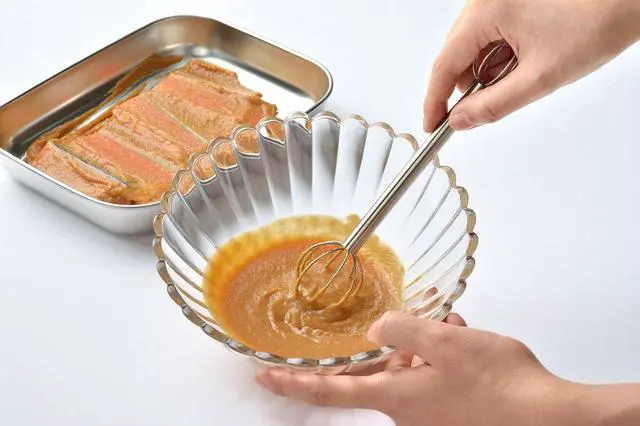 Alt view image 4 of 7 - Measuring Handy Whisk (Miso Muddler) (1)