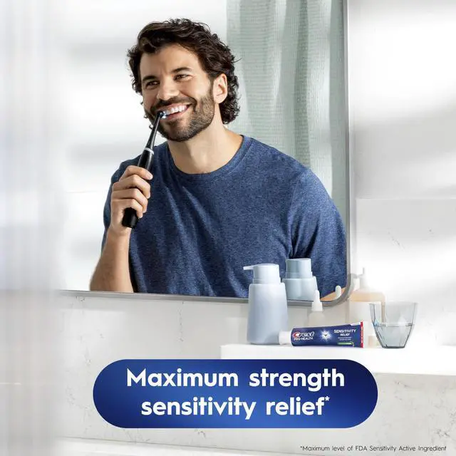 Alt view image 2 of 7 - Pro-Health Advanced Sensitivity Whitening Plus Scope Toothpaste, 5.1 oz x 2