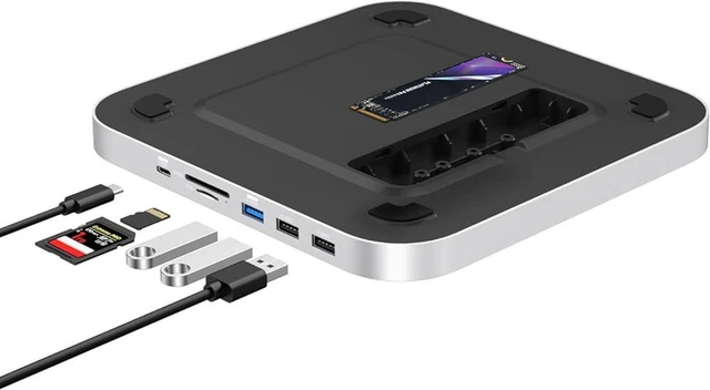 Main image of Qwiizlab USB-C Hub with SSD Enclosure, Docking Station for Mac Studio Mac mini M2/M1/Intel, Type-C 10Gbps, Card Readers 104MB/s, Fits M.2 PCIe SATA and NVMe SSD (Silver)