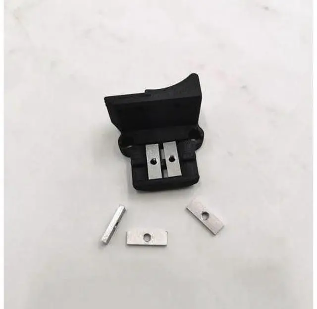 Main image of Funssor 4pcs V 0.1 3D printer X belt nut Makerbeam XL type M3 t-nut