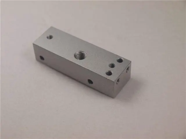 Alt view image 2 of 5 - funssorReplicator 2 3D printer MK8 single extruder Bar Mount hotend bar aluminum alloy Metal Bar Mount heater block