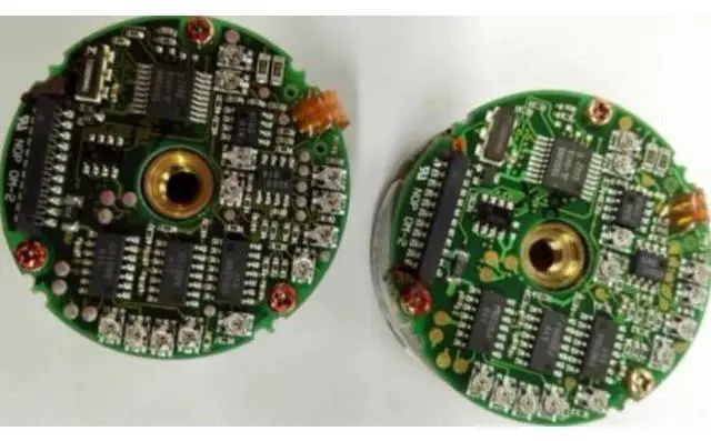Main image of UTOPH-81AWF Rotatif Codeur 8192 P/R Pulse