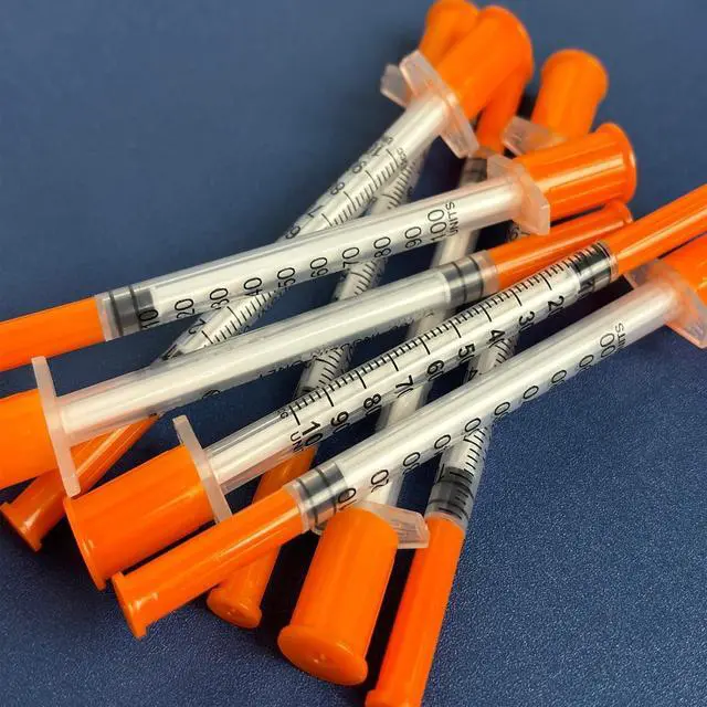 Alt view image 5 of 6 - U-100 1mL Syringe with 30G 1/2 inch Needles Individual Package Pack of 100 0.5mL 31Ga 6mm