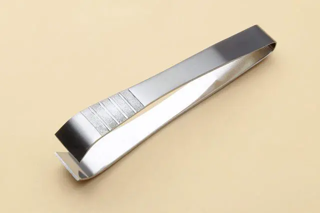 Alt view image 3 of 7 - Non-slip Fish Bone Tweezer Japanese Sushi Chef's Garnishing Tool (Eastern Type-non-slip)