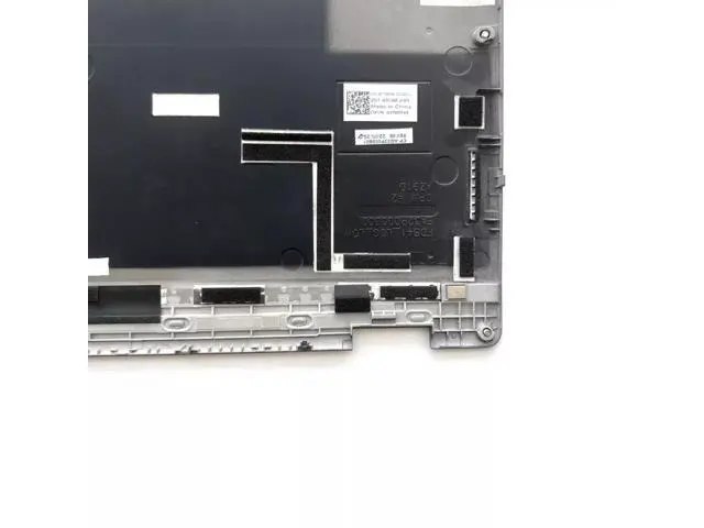 Alt view image 2 of 3 - Lower Bottom Base Cover Case NO SD Hole 07NMN4 For Latitude E9420 9420 Lid