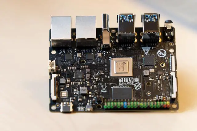 Alt view image 3 of 7 - StarFive VisionFive2 RISC-V Single Board Computer, 8G Super Early Bird with WiFi dongle, StarFive JH7110 with RISC-V U74, Dual LAN Port with 1x 10/100 Mbit and 1x 1Gbit (Version A)